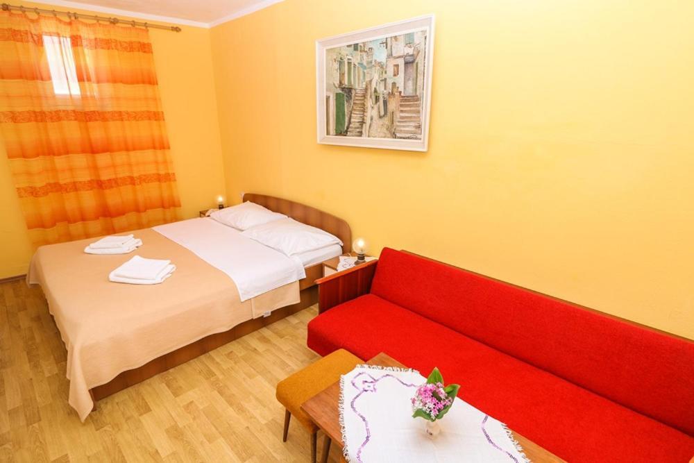 Double Rooms Tomica 2 With Balcony Baška Exterior foto