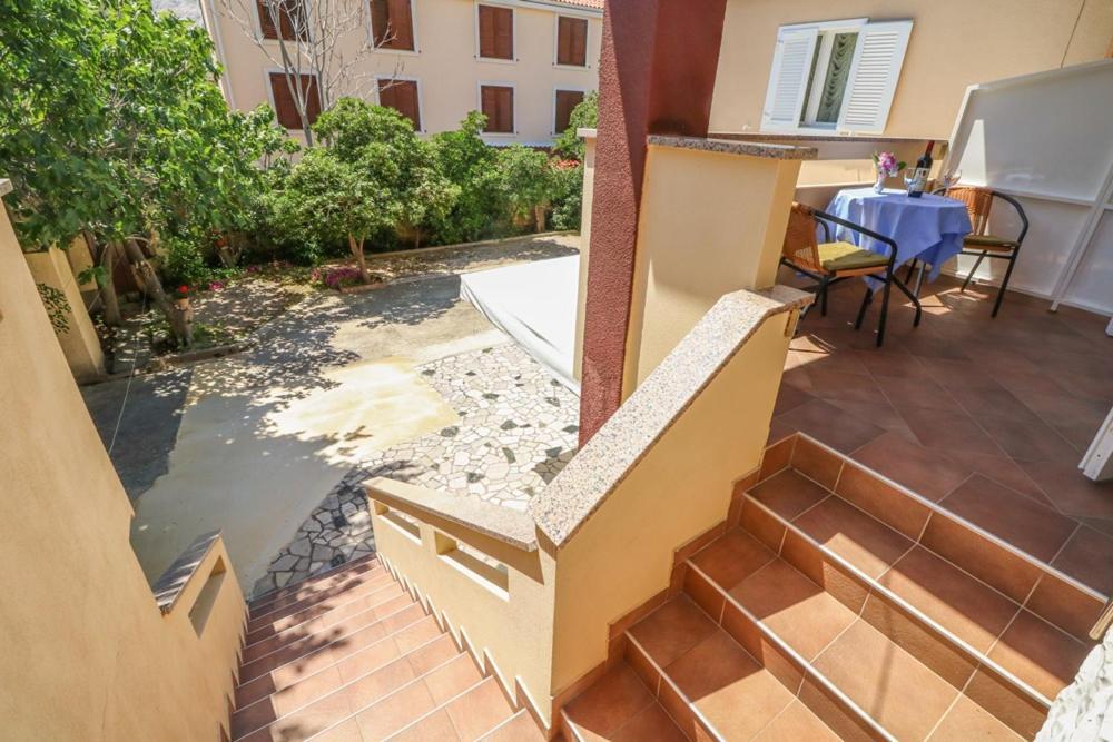 Double Rooms Tomica 2 With Balcony Baška Exterior foto