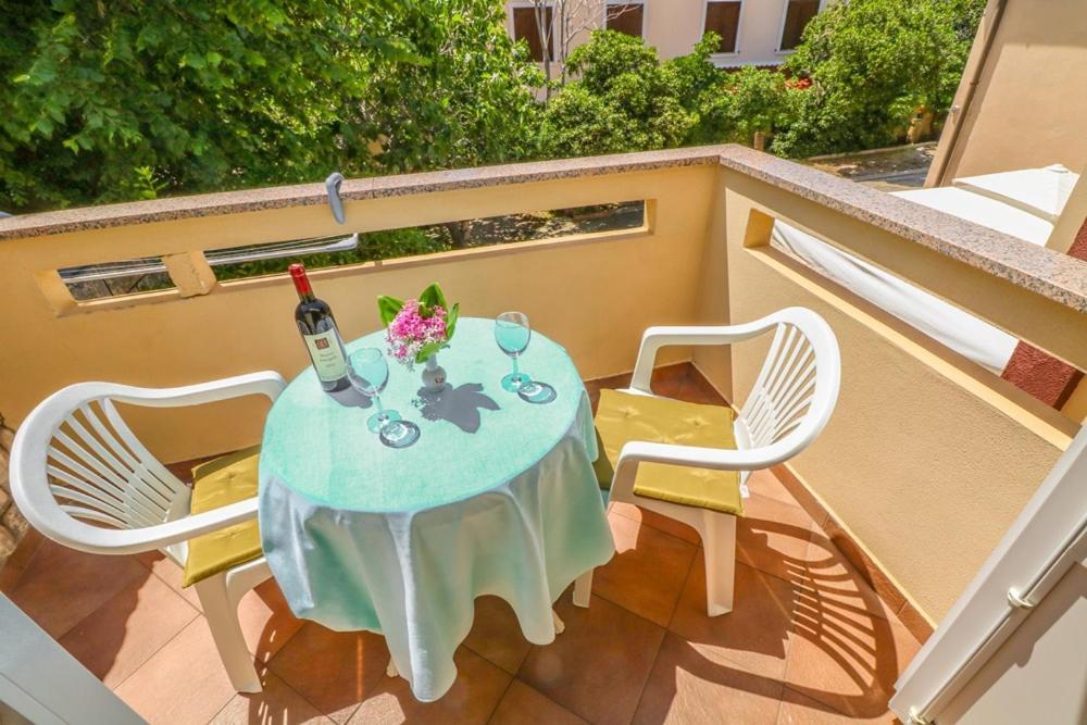 Double Rooms Tomica 2 With Balcony Baška Exterior foto