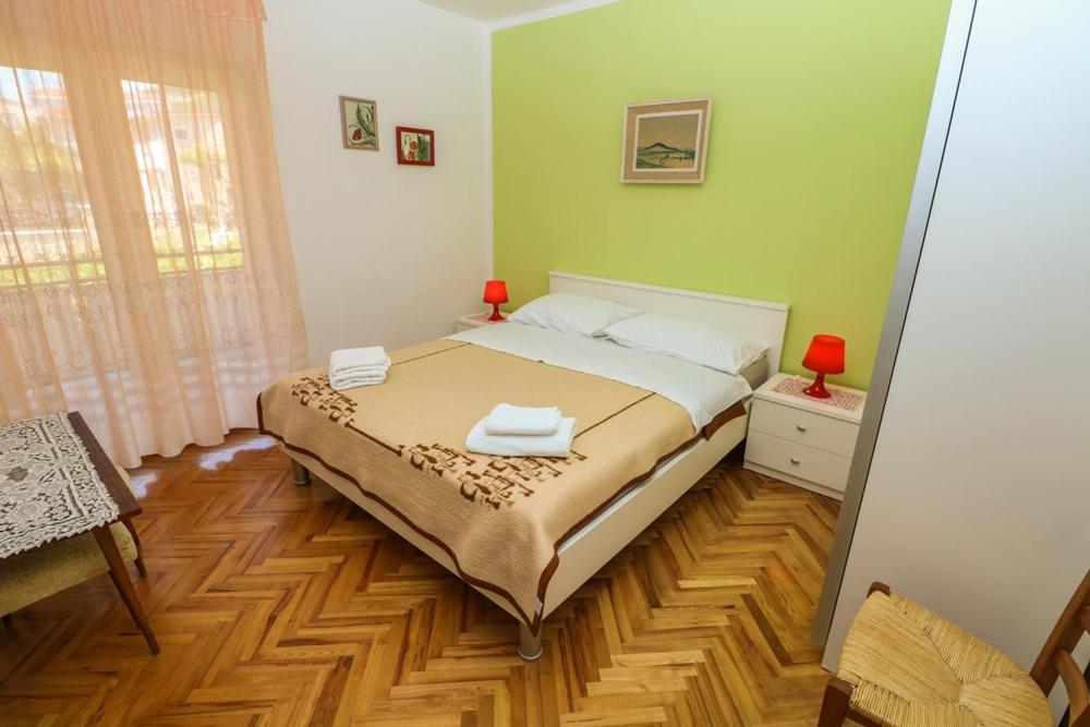 Double Rooms Tomica 2 With Balcony Baška Exterior foto