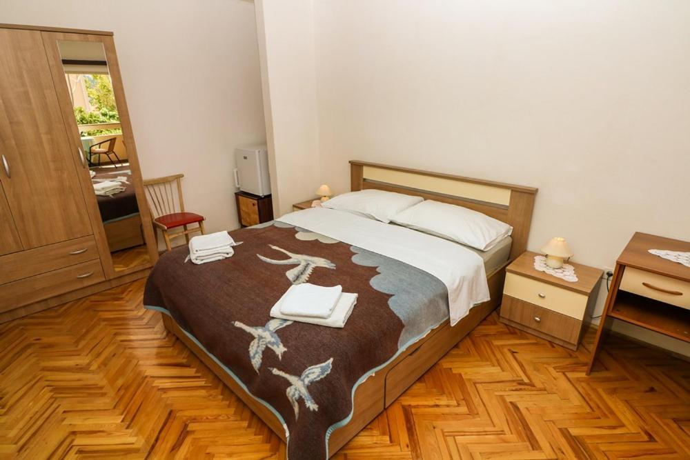 Double Rooms Tomica 2 With Balcony Baška Exterior foto